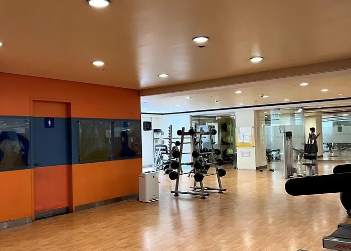 Mckinley Taguig Staycation Апартаменты *